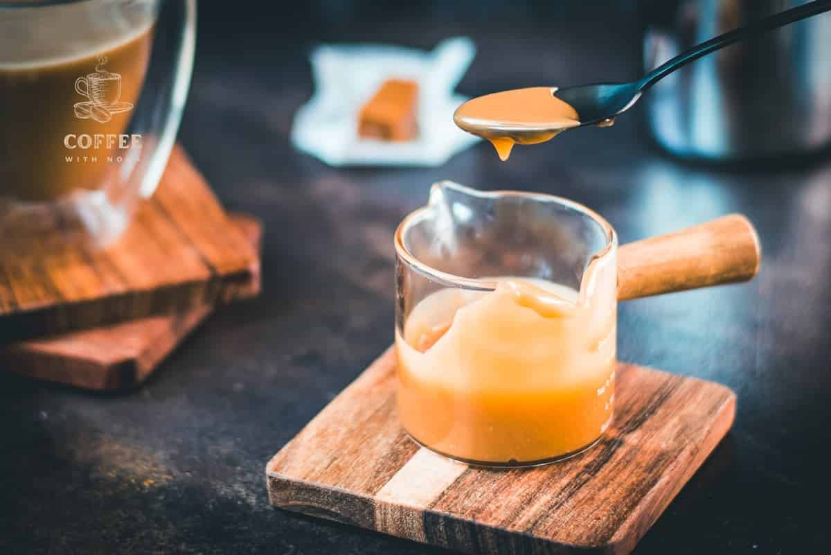 Easy Caramel Sauce {2 Ingredients}