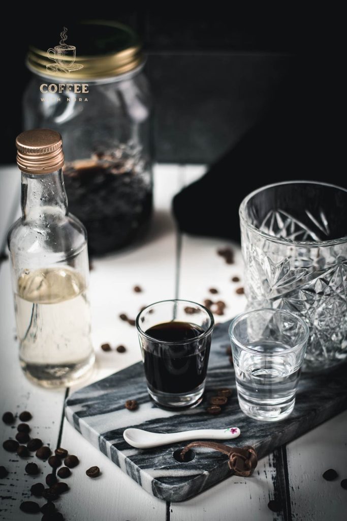 Ingredients black Russian cold brew - sugar syrup, vodka, cold brew.